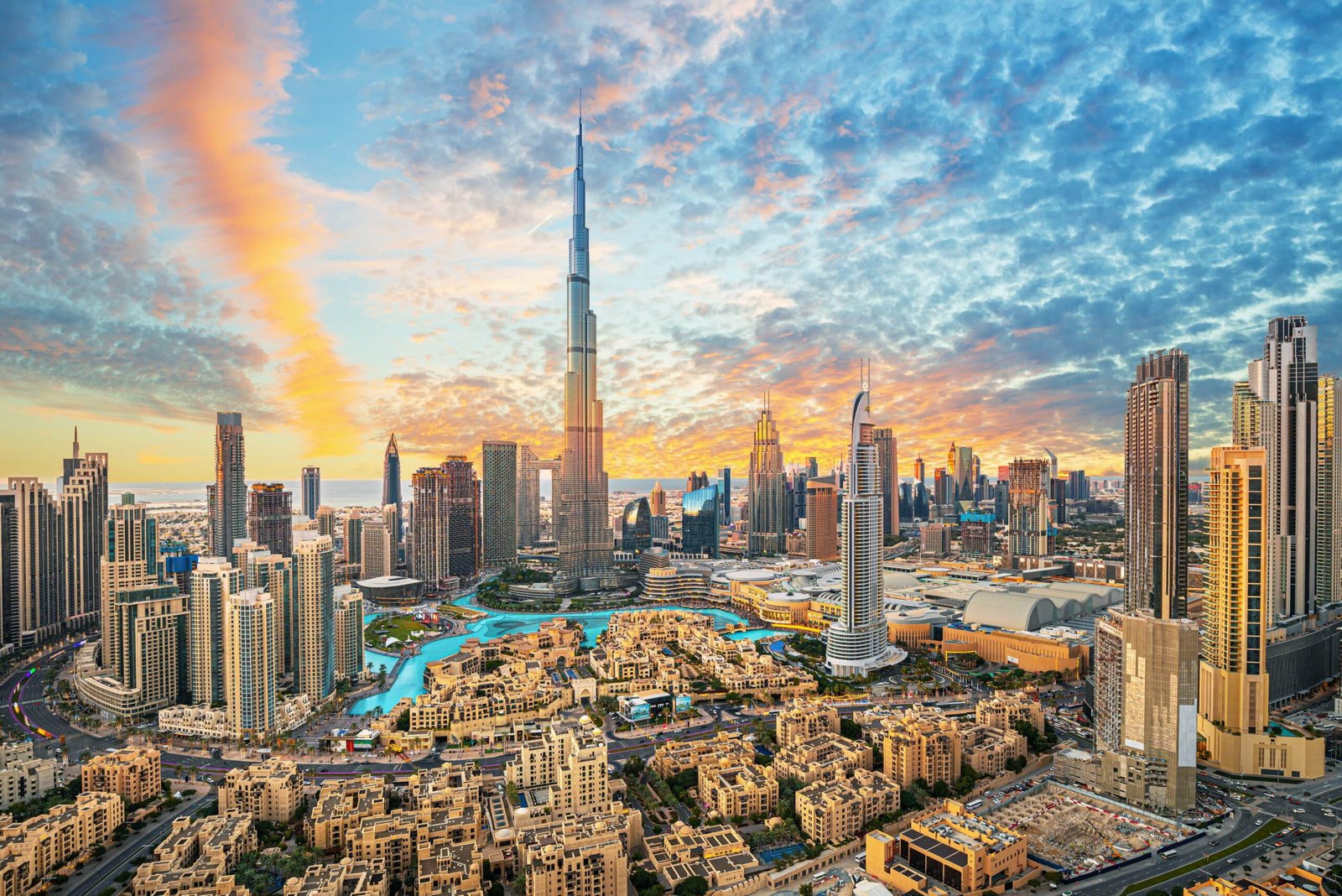 Dubai City Explorer ()